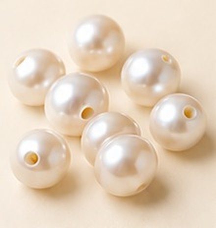 Round freshwater pearls